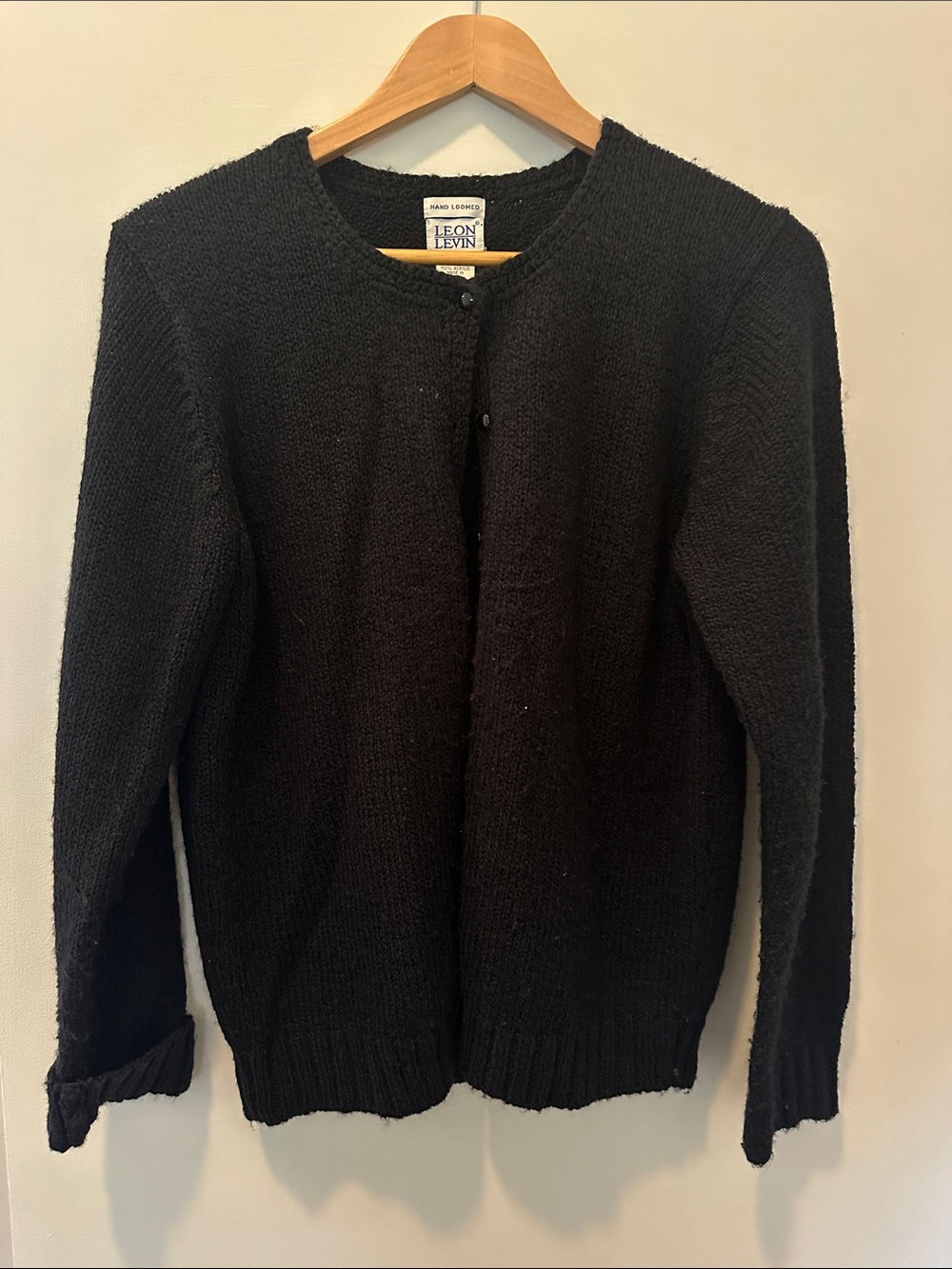 Leon Levin Women’s Black Crewneck Button-Up Cardigan